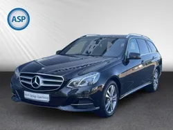 Schwarz (obsidianschwarz metalliclack) Gebraucht 2015 Mercedes E250 Kombi | 13.900 € (Fairer Preis)