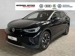 Grenadillschwarz (metallic) Gebraucht 2023 VW ID.4 Pro Performance SUV | 39.890 € (Teuer)