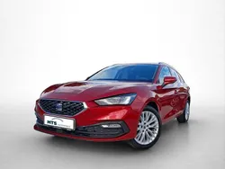 Rot Gebraucht 2022 Seat Leon XCELLENCE Limousine | 21.950 € (Fairer Preis)