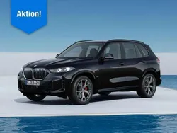 Saphirschwarz met. Neu 2025 BMW X5 M Sport SUV | 83.499 €