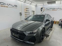 Grau Gebraucht 2023 Audi RS6 Performance Kombi | 143.990 €