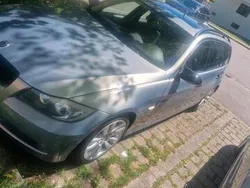 Silber Gebraucht 2007 BMW 320 Limousine | 1.750 €