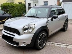 Silber Gebraucht 2011 Mini Cooper SD Countryman SUV | 5.499 € (Etwas zu teuer)
