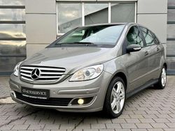 Grau Gebraucht 2008 Mercedes B170 Van / Kleinbus | 7.990 € (Teuer)