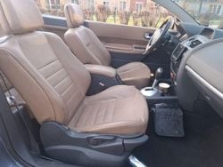 Grau Gebraucht 2008 Renault Mégane Cabriolet Cabrio | 3.400 € (Fairer Preis)