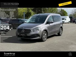 Grau Gebraucht 2023 Mercedes T180 Style Van / Kleinbus | 25.790 € (Guter Preis)