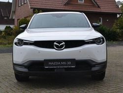 Weiß Gebraucht 2022 Mazda MX30 Ad'Vantage SUV | 17.950 € (Fairer Preis)