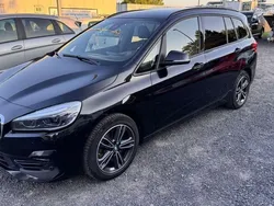 Schwarz Gebraucht 2018 BMW 220 Gran Tourer Sport Line Van / Kleinbus | 17.599 € (Etwas zu teuer)