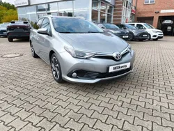 Grau Gebraucht 2018 Toyota Auris Touring Sports Design Kombi | 14.900 € (Teuer)