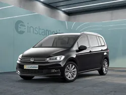 Schwarz Gebraucht 2024 VW Touran Highline Van / Kleinbus | 37.270 € (Fairer Preis)
