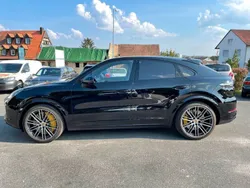 Schwarz Gebraucht 2019 Porsche Cayenne Turbo SUV | 115.000 €
