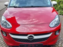 Rot Gebraucht 2013 Opel Adam Kleinwagen | 8.000 € (Etwas zu teuer)
