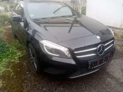 Schwarz Gebraucht 2015 Mercedes A180 Kleinwagen | 9.600 € (Guter Preis)