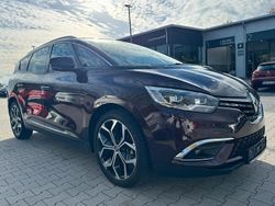 Rot Gebraucht 2023 Renault Grand Scénic IV Techno Van / Kleinbus | 25.990 € (Fairer Preis)