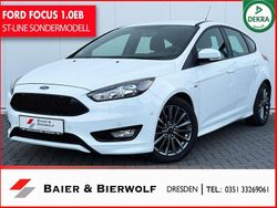 Weiß Gebraucht 2017 Ford Focus ST-Line Limousine | 6.990 € (Guter Preis)