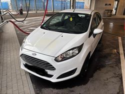 Weiß Gebraucht 2014 Ford Fiesta Trend Kleinwagen | 4.500 € (Guter Preis)