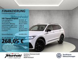 Oryxweiß perlmutteffekt Gebraucht 2024 VW Tiguan Allspace Style SUV | 51.222 €