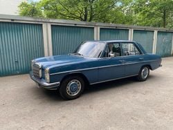 Blau Gebraucht 1972 Mercedes W115 Limousine | 18.500 €