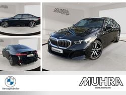 Black sapphire Gebraucht 2024 BMW 550e M Sport Limousine | 66.940 € (Guter Preis)
