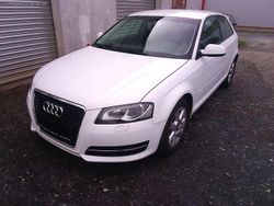 Weiß Gebraucht 2010 Audi A3 Limousine | 4.600 € (Guter Preis)