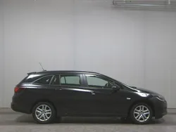 Schwarz Gebraucht 2022 Opel Astra Edition Kombi | 13.680 € (Superpreis)