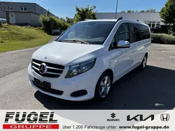 Mercedes V220