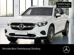 Weiß Gebraucht 2024 Mercedes GLC200 SUV | 55.900 € (Etwas zu teuer)