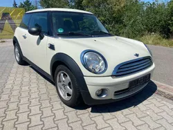 Pepper (old english) white Gebraucht 2010 Mini ONE Kleinwagen | 5.499 € (Fairer Preis)