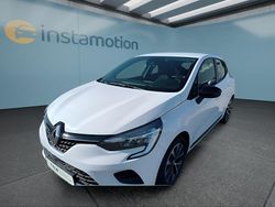 Weiß Gebraucht 2022 Renault Clio V Kleinwagen | 12.049 € (Fairer Preis)
