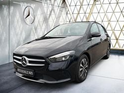 Schwarz Gebraucht 2021 Mercedes B200 Style Van / Kleinbus | 23.789 € (Guter Preis)