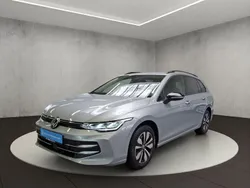 Oyster silver metallic Gebraucht 2024 VW Golf VIII Goal Kombi | 31.700 € (Superpreis)