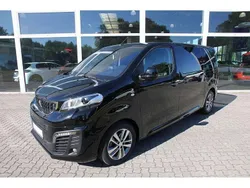 Grau Gebraucht 2023 Peugeot Traveller Business-Line Van / Kleinbus | 39.890 € (Fairer Preis)