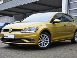 Kurkumagelb Gebraucht 2017 VW Golf VII Comfortline Limousine | 12.900 € (Guter Preis)
