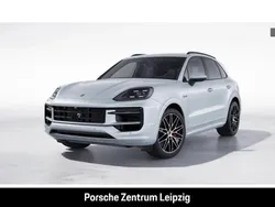 Silber Gebraucht 2024 Porsche Cayenne S E-Hybrid SUV | 117.800 € (Etwas zu teuer)