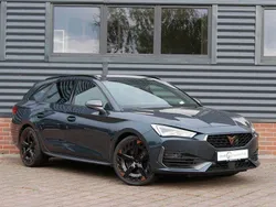 Grau Gebraucht 2021 Cupra Leon VZ Limousine | 28.290 € (Fairer Preis)