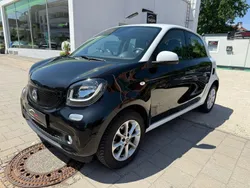 Schwarz Gebraucht 2018 Smart ForFour Passion Limousine | 7.200 € (Guter Preis)