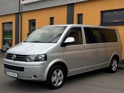 Silber Gebraucht 2010 VW Caravelle Comfortline Van / Kleinbus | 13.979 € (Guter Preis)