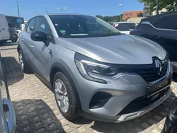 Highlandgrau Gebraucht 2024 Renault Captur Equilibre SUV | 19.999 € (Guter Preis)