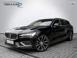 Onyx schwarz Gebraucht 2022 Volvo V60 Core Kombi | 32.880 € (Fairer Preis)