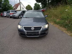 Islandgrau Gebraucht 2010 VW Passat Sportline Kombi | 3.900 € (Fairer Preis)