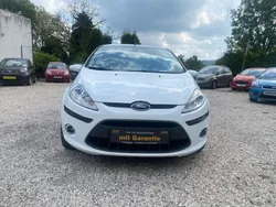 Weiß Gebraucht 2010 Ford Fiesta Titanium Kleinwagen | 2.899 € (Fairer Preis)