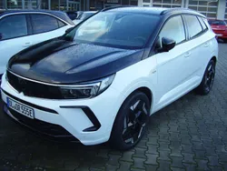 Weiß Gebraucht 2022 Opel Grandland X GSe SUV | 33.900 €