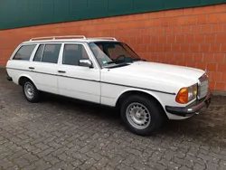 Weiß Gebraucht 1985 Mercedes 240 Kombi | 19.500 €