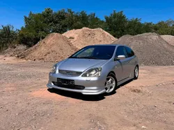 Silber Gebraucht 2002 Honda Civic Coupé | 1.550 €
