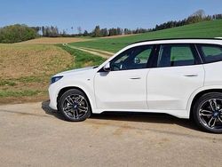 Weiß Gebraucht 2024 BMW iX1 M Sport SUV | 47.600 € (Etwas zu teuer)