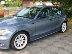 Grau Gebraucht 2006 BMW 120 Kleinwagen | 2.500 € (Fairer Preis)