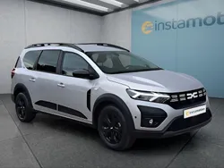 Grau Gebraucht 2023 Dacia Jogger Van / Kleinbus | 19.899 € (Fairer Preis)