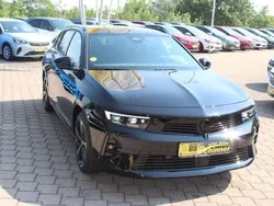 Karbon schwarz metallic Gebraucht 2024 Opel Astra Kombi | 24.900 € (Fairer Preis)