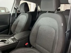 Weiss Gebraucht 2021 Hyundai Kona Trend SUV | 16.980 € (Fairer Preis)