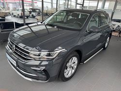 Grau Gebraucht 2021 VW Tiguan Elegance SUV | 28.795 € (Fairer Preis)